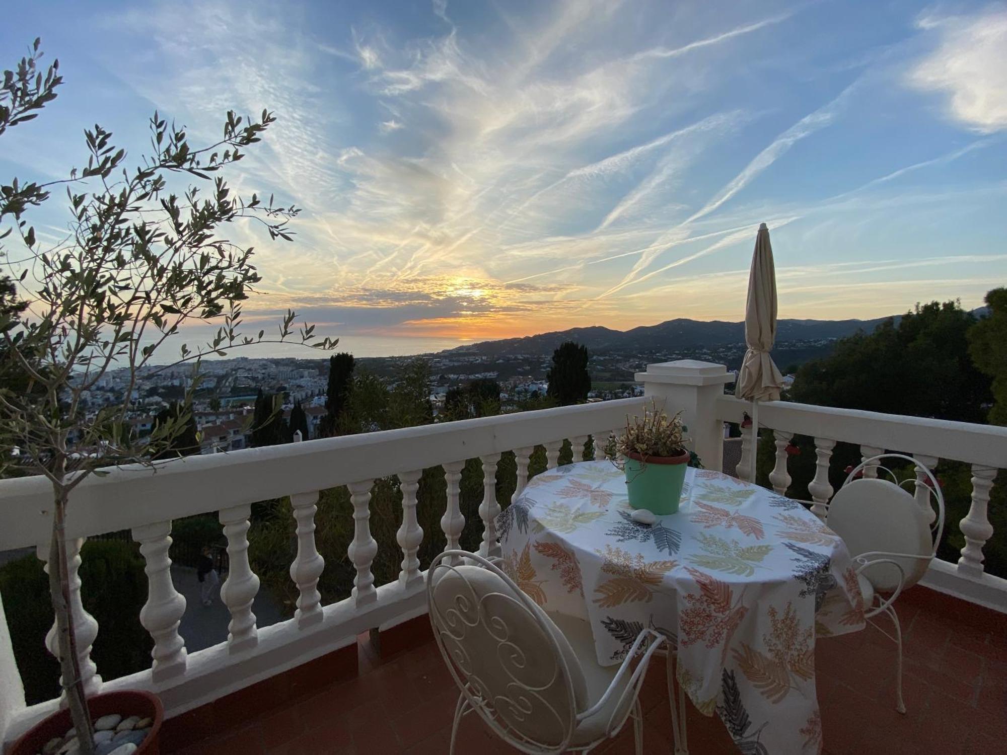 Precioso Apartamento Mandarinos Con Vistas Al Mar Нерха Экстерьер фото